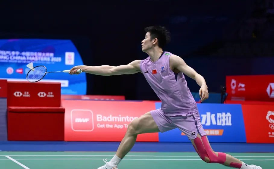 女双八强种, 年的世锦赛, 翁泓阳力克